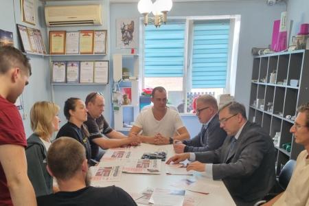 Руководитель фракции КПРФ в Мособлдуме Александр Наумов встретился с коллективом литейно-механического предприятия в Малино
