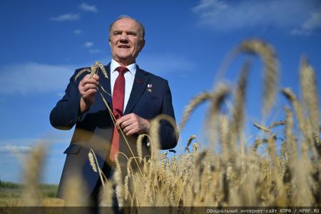 Геннадий Зюганов про земледелие Беларуси: мы у вас учились и, должен сказать, продолжаем учиться