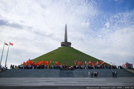 Геннадий Зюганов про земледелие Беларуси: мы у вас учились и, должен сказать, продолжаем учиться
