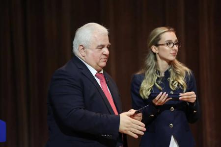 К.К. Тайсаев поздравил первокурсников МГИМО и вручил им студенческие билеты