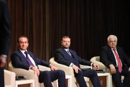 К.К. Тайсаев поздравил первокурсников МГИМО и вручил им студенческие билеты