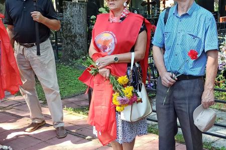 Коммунисты почтили память первого руководителя Брянской области А.П. Матвеева