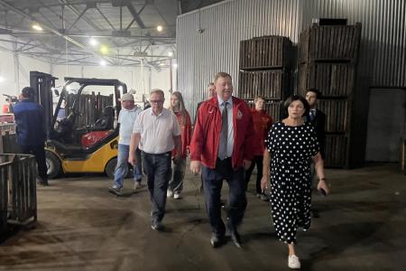 Московская область. Во время рабочего визита в Серпухов Владимир Кашин посетил АО «Дашковка»