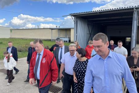 Московская область. Во время рабочего визита в Серпухов Владимир Кашин посетил АО «Дашковка»
