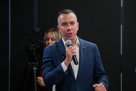 Геннадий Зюганов встретился с российскими блогерами и молодёжью в Москве