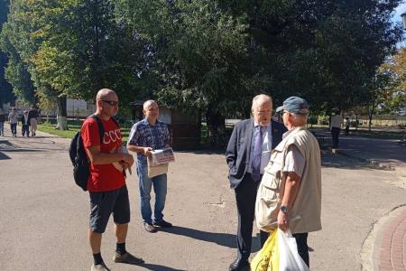 Воронежская область: Депутат Россошанского райсовета Воронежской области Сергей Толстун о встречах депутатов Обухова и Рослика с жителями района