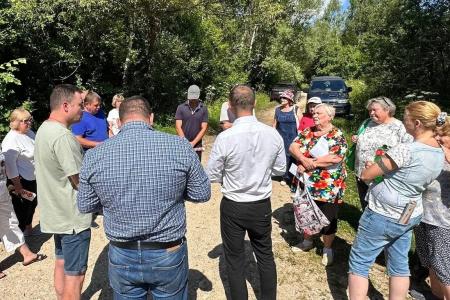 Владимир Исаков провёл встречи с жителями Юхновского и Жуковского районов  Калужской области