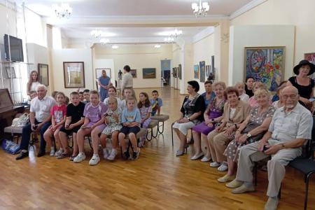 Дружбой народов Россия сильна: встреча поколений в Ставрополе