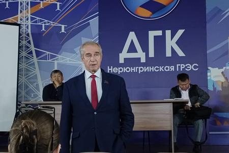 Сергей Левченко и Вячеслав Куличкин в Нерюнгри: доходы от природных богатств должны оставаться в Якутии и работать на её развитие