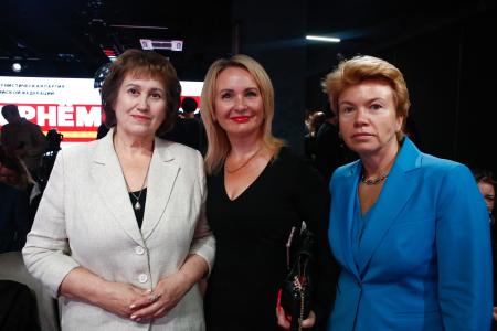 Геннадий Зюганов встретился с российскими блогерами и молодёжью в Москве