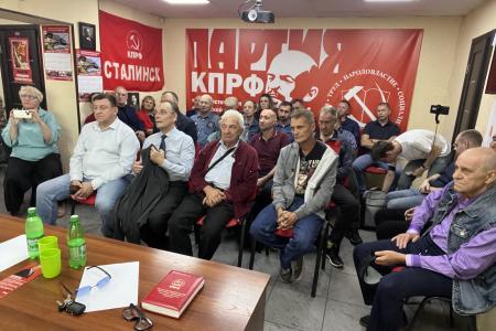 Депутат Госдумы Николай Коломейцев встретился с партийными активистами юга Кузбасса