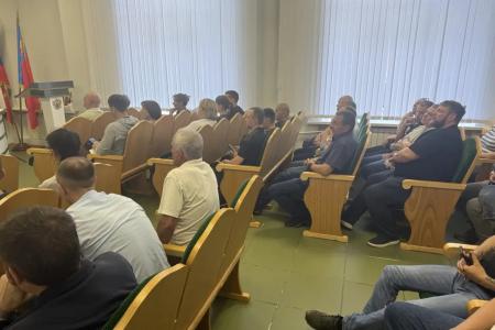 Кузбасс. В Шерегеше прошла встреча депутата Госдумы Н.В. Коломейцева с рабочими в горнорудном управлении