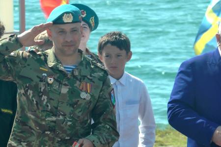 День ВДВ в Магадане: КПРФ организовала масштабный праздник для всех поколений в парке «Маяк»