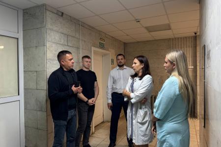 Ульяновск: сенатор Гибатдинов встал на защиту врачей и пациентов Заволжья