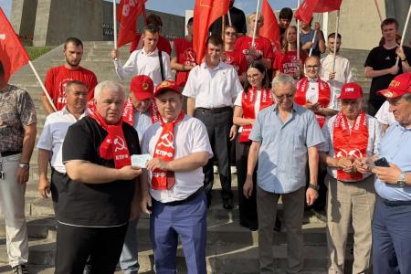 Коммунисты Северного Кавказа и Ставропольского края отправили 158-й гуманитарный конвой на Донбасс