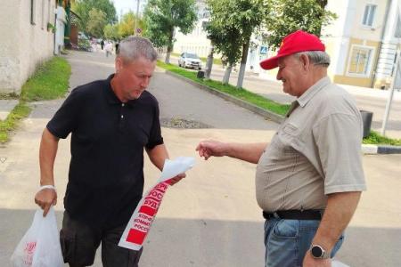 Коммунисты проводят большую информационную работу в городах и районах Ивановской области