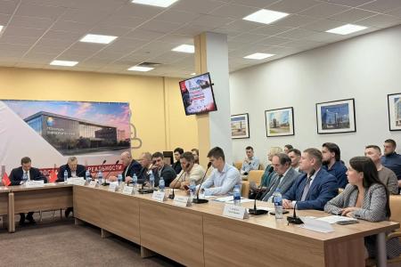 Юрий Афонин и Валентин Коновалов приняли участие в работе форума «Региональная промышленность и предпринимательство» в Екатеринбурге