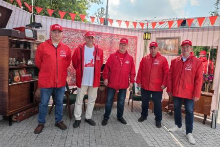 «Вперед в СССР!»: В Новосибирске состоялся фестиваль левой прессы «День Правды»