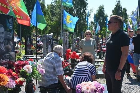 Айрат Гибатдинов: «спасибо братьям десантникам за отвагу!» - ульяновкие коммунисты отметили день ВДВ