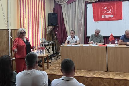 Краснодарский край. Н.И. Осадчий провел в Армавире совещание актива КПРФ Юго-восточной части Кубани