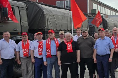 158-й гуманитарный конвой - помощь фронту от коммунистов северного Кавказа и Юга России