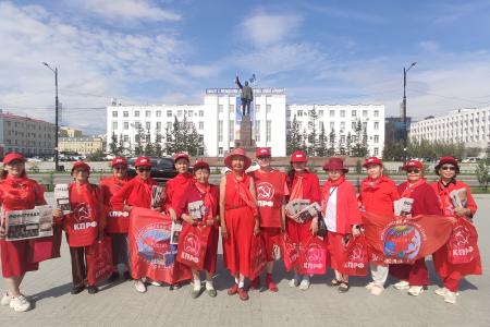 Якутия: Красный цвет — символ Победы
