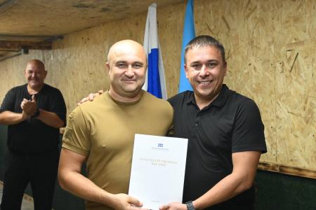 Айрат Гибатдинов навестил десантников на передовой