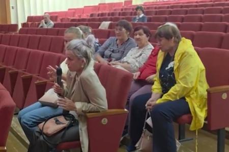 Пермский край. Депутат Законодательного Собрания Ксения Айтакова встретилась с жителями Чусового