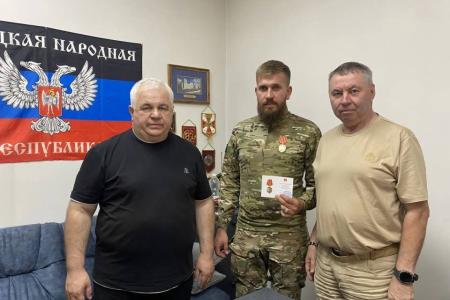 Продолжается рабочая поездка Казбека Тайсаева в ЛНР и ДНР: поддержка фронта, забота о людях и единство братских народов