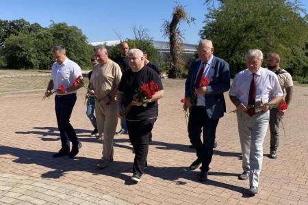Продолжается рабочая поездка Казбека Тайсаева в ЛНР и ДНР: поддержка фронта, забота о людях и единство братских народов