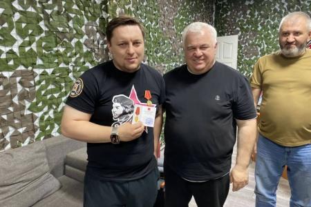 Продолжается рабочая поездка Казбека Тайсаева в ЛНР и ДНР: поддержка фронта, забота о людях и единство братских народов