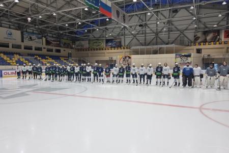 Руководитель фракции КПРФ в Мособлдуме Александр Наумов открыл хоккейный турнир, посвященный 88-летию города Ступино
