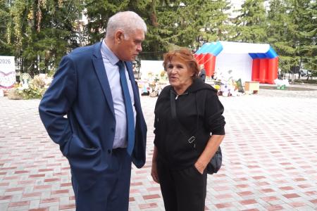 В празднике в честь юбилея рабочего поселка Нововаршавка принял участие первый секретарь Омского обкома КПРФ, депутат Госдумы РФ Андрей Алехин