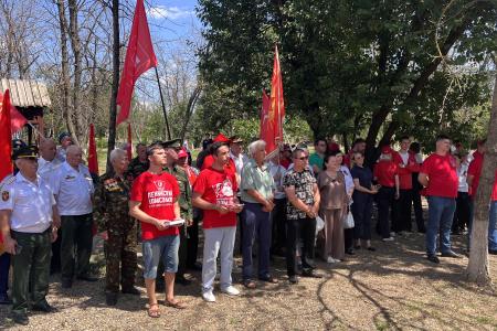 Краснодарский край. Коммунисты Кубани и Дона почтили память красных казаков-героев легендарной Кущевской атаки в августе 1942 года