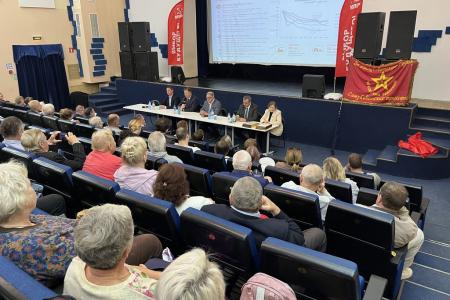Завершился визит Владимира Кашина в Серпухов встречей с жителями в ДК «Большевик»