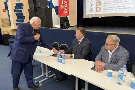 Завершился визит Владимира Кашина в Серпухов встречей с жителями в ДК «Большевик»