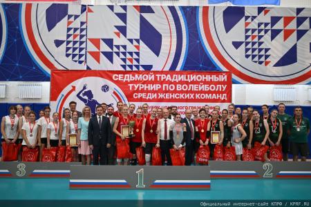 Геннадий Зюганов: Мы — народ победы!