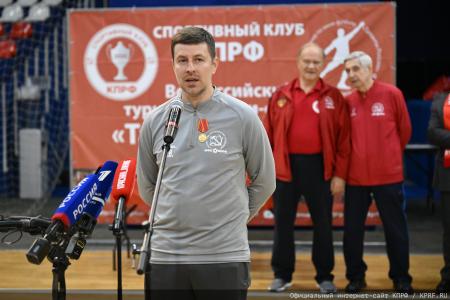 Геннадий Зюганов принял участие в открытии Всероссийского турнира по мини-футболу «Таланты России»