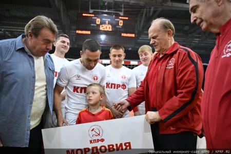 Геннадий Зюганов принял участие в открытии Всероссийского турнира по мини-футболу «Таланты России»