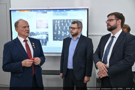 Геннадий Зюганов: Мы — народ победы!