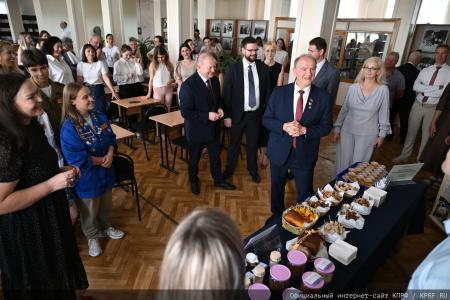 Геннадий Зюганов: Мы — народ победы!