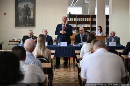 Геннадий Зюганов: Мы — народ победы!