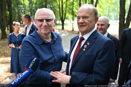 Геннадий Зюганов: Мы — народ победы!