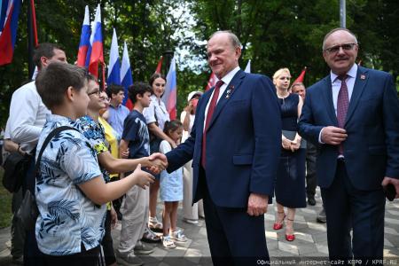 Геннадий Зюганов: Мы — народ победы!