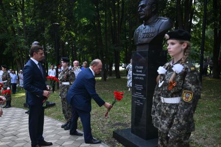 Геннадий Зюганов: Мы — народ победы!