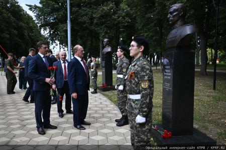 Геннадий Зюганов: Мы — народ победы!