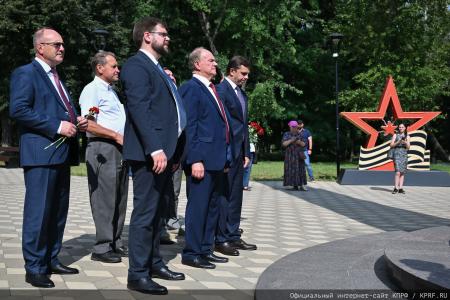 Геннадий Зюганов: Мы — народ победы!