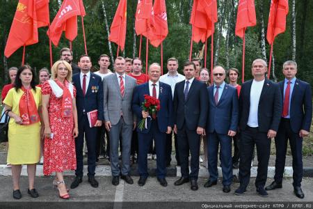 Геннадий Зюганов посетил музей-усадьбу Спасское-Лутовиново