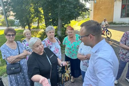 Владимир Исаков провёл встречи с жителями Юхновского и Жуковского районов  Калужской области