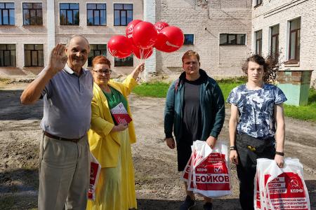 День Лежневского района Ивановской области: коммунисты и комсомольцы обсудили с жителями «Программу Победы»